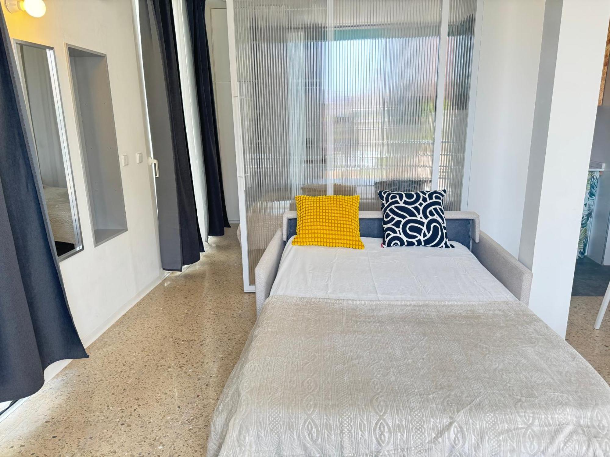 Estudio Con Piscina Аликанте Экстерьер фото